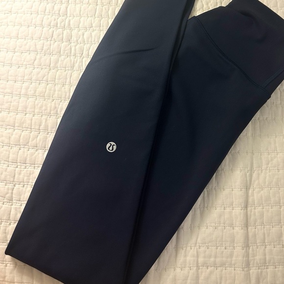 Lululemon Wunder Train High-Rise Tight 28" - Navy Size 4 - Picture 4 of 6
